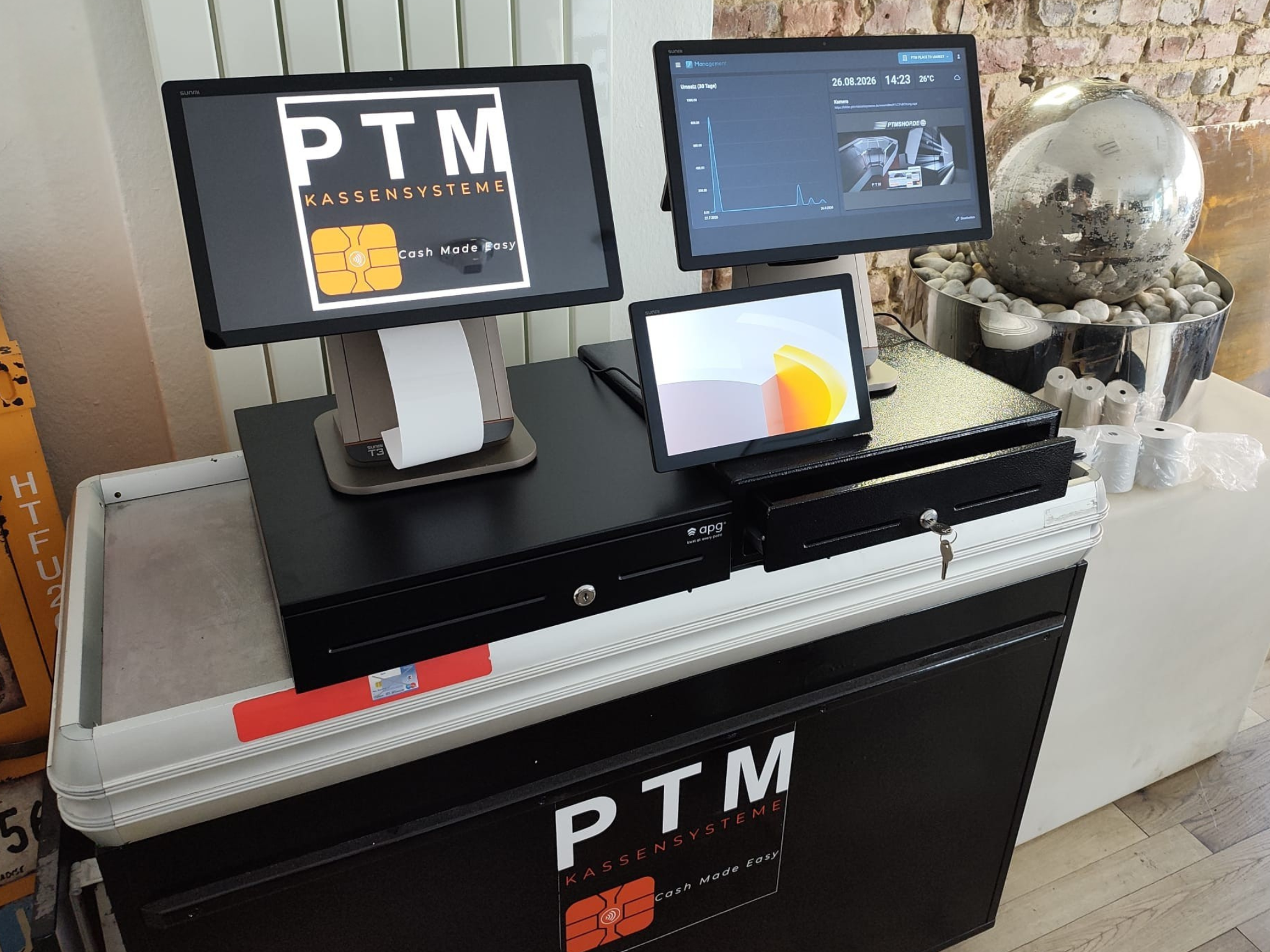 PTM Kassensystem mit Touchkasse und Kundendisplay